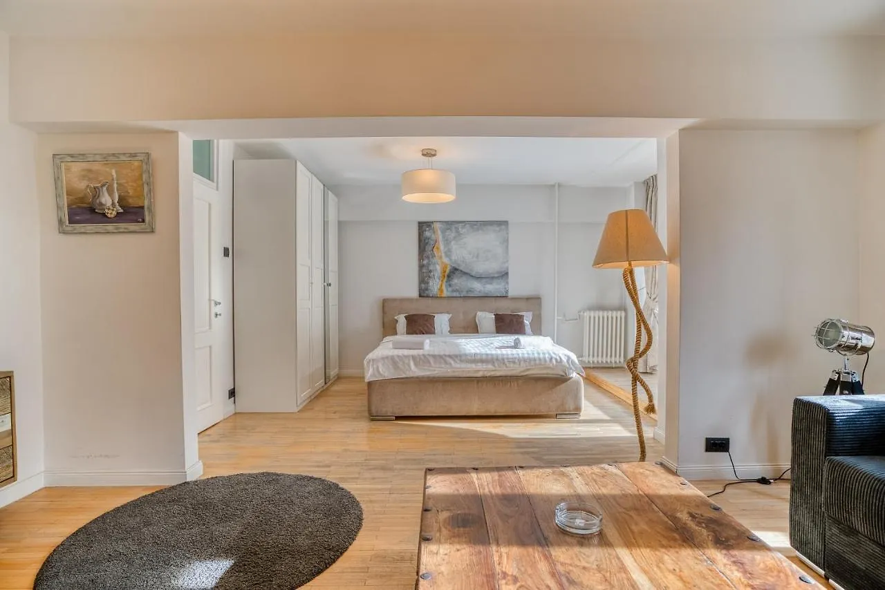 Appartamento Victoriei Elite Apartments-Free Minibar Bucarest Romania