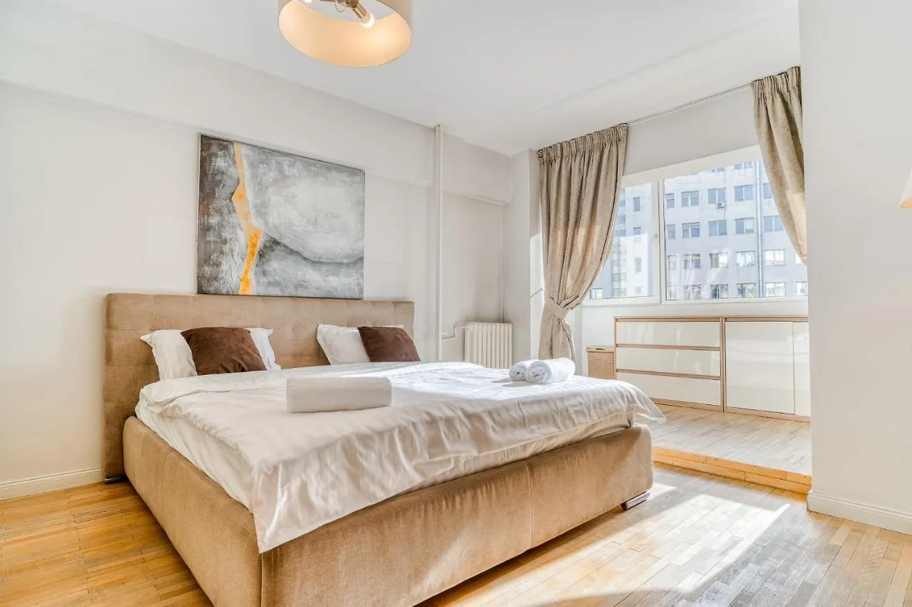 Victoriei Elite Apartments-Free Minibar Bucharest 0*,